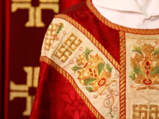 The Timeless Elegance of White Vestments: A Guide from HaftinaUSA