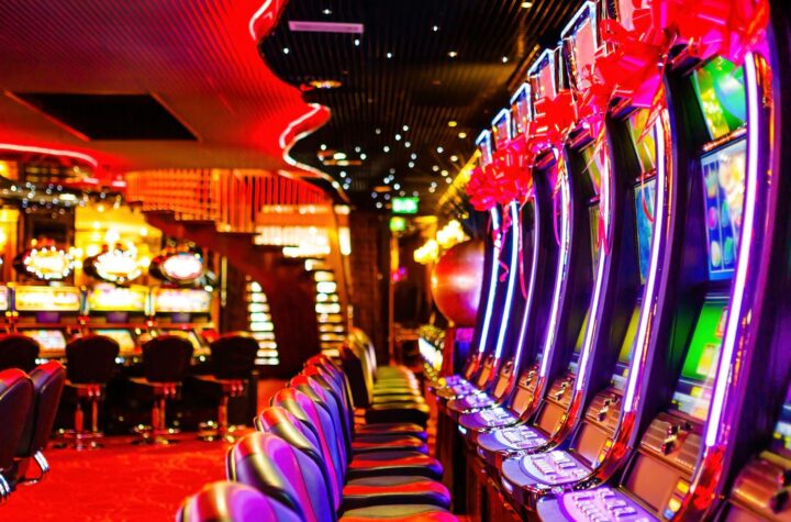 Slot Features I Always Hunt Down (They Make or Break My Game)